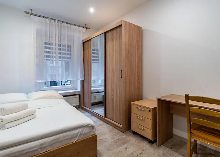 Zawodzie 3-Bedroom Apartment